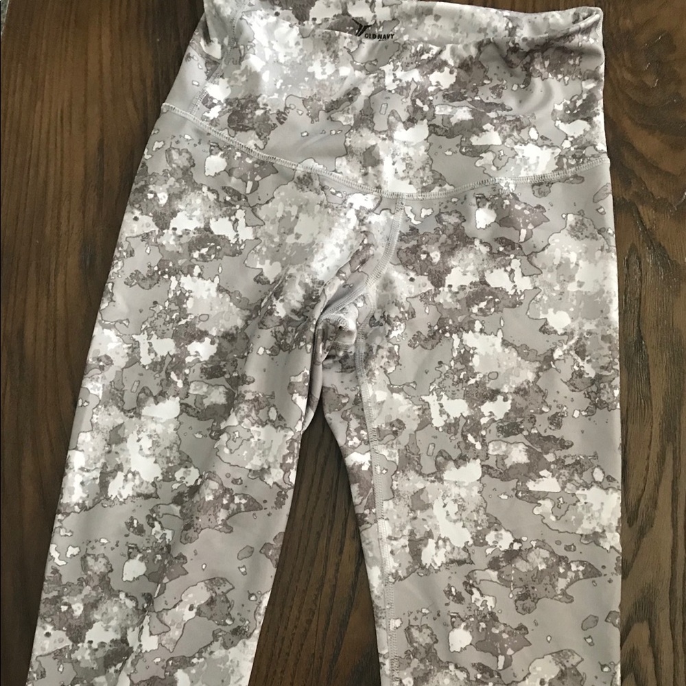 High waisted work out crops